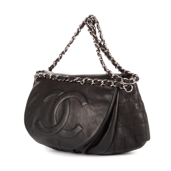 Chanel Half moon tote - Picture 2 of 11